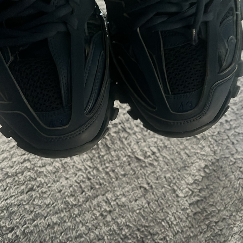 Blue Pearl Balenciaga tracks new - Picture 4 of 5